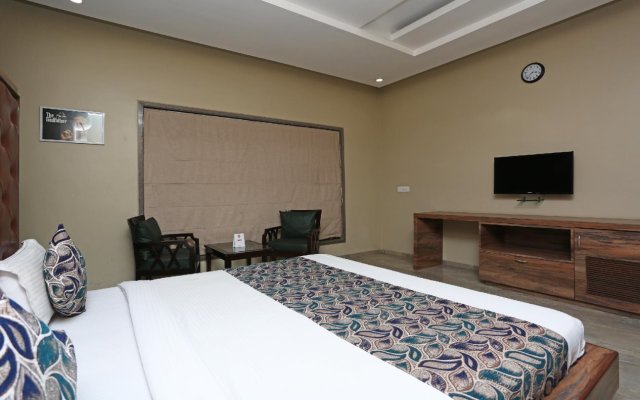 Hotel Surya Palace by OYO Rooms