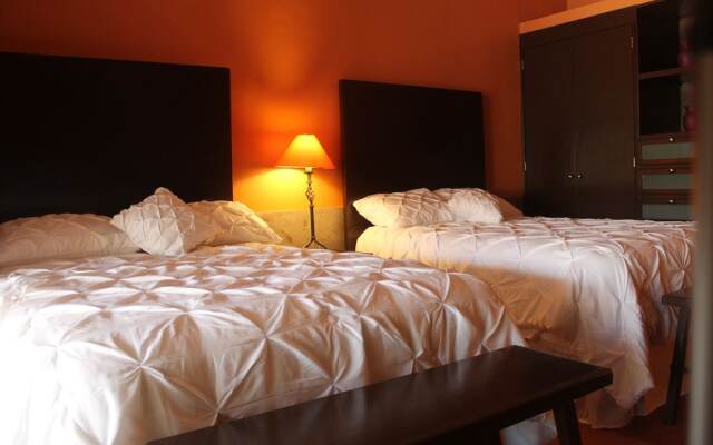 Hotel&Art Gallery Casona de los Milagros