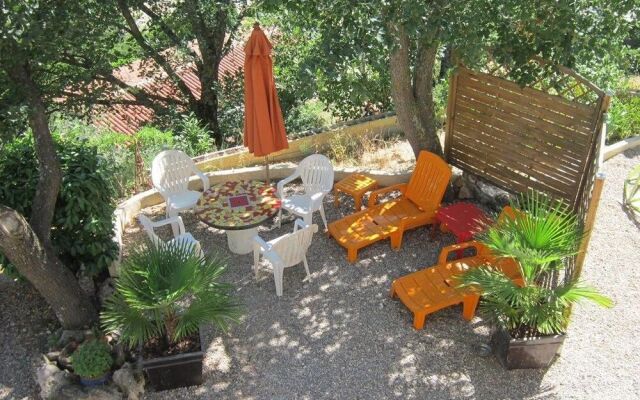 Bastide Du Rousset B&B