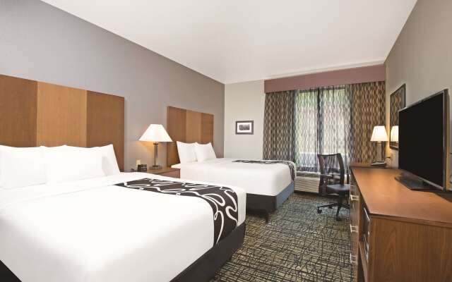 La Quinta Inn & Suites by Wyndham Morgantown