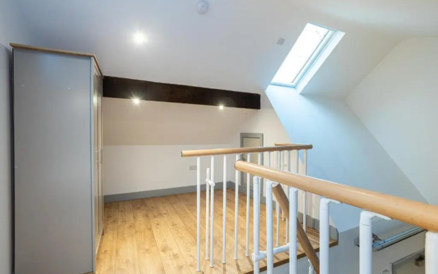 Pillo Rooms Serviced Apartments- Salford
