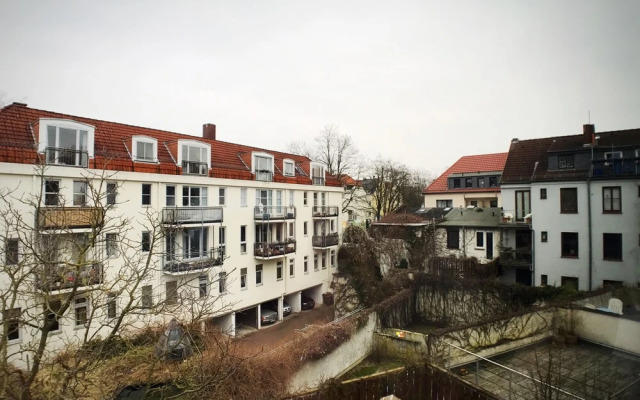 Living at Klassvilla - Quarter No. 5