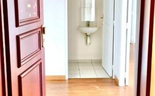 Grand appartement proche Roissy, Parc Astérix, Mer de sable