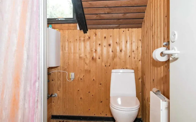 Spacious Holiday Home in Ansager near Lake