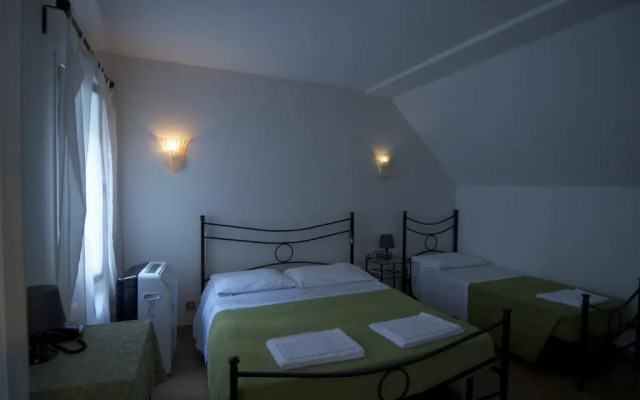 Hotel Leonardo