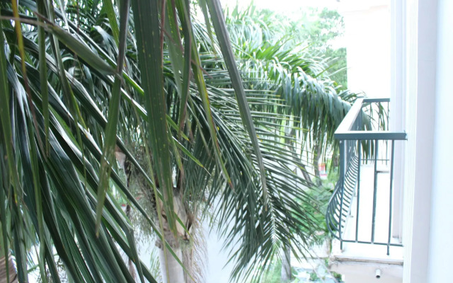 Palms Garden Saigon Hotel
