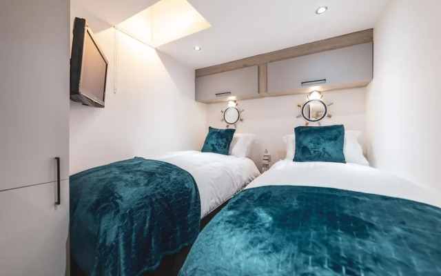Sandpearl Suite
