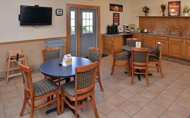 Express Inn & Suites