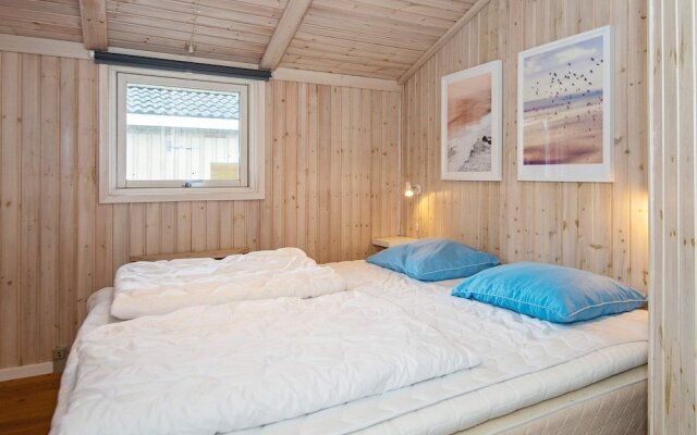 8 Person Holiday Home in Hejls