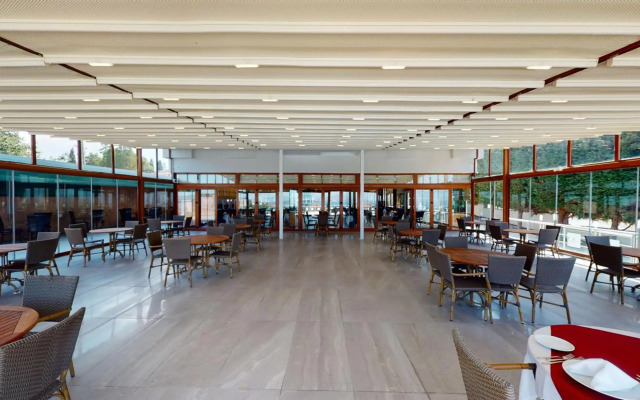 Double Royal Hotel
