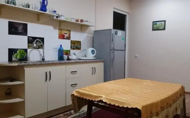 Guest House Sharq 21
