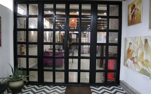Gallery Hotel — Hostel