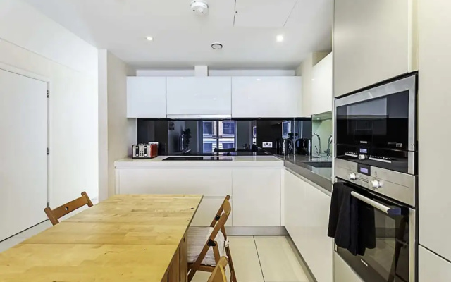 Modern Shoreditch Apartment