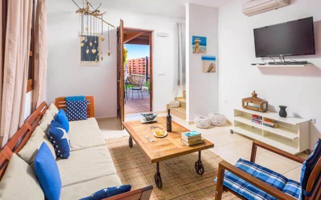 Lindos Sapphire