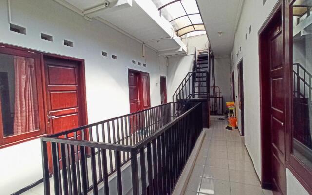 OYO 3704 Griya Dewandaru