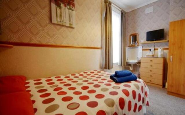 The Chelston Bed  Breakfast