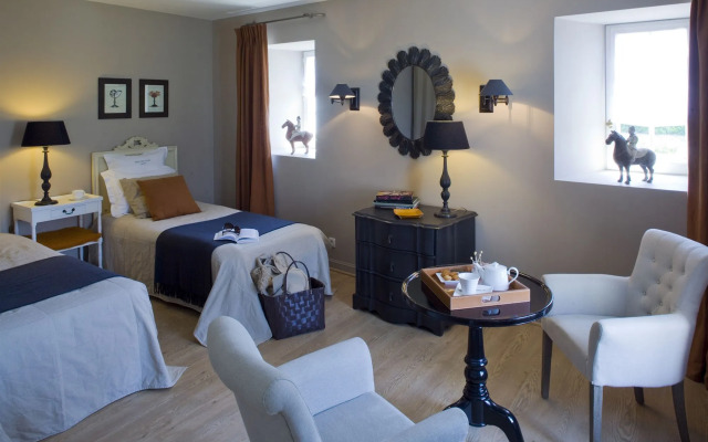 Hôtel Traiteur les Ormes, The Originals Relais