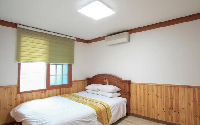 Jungmun Wow Pension