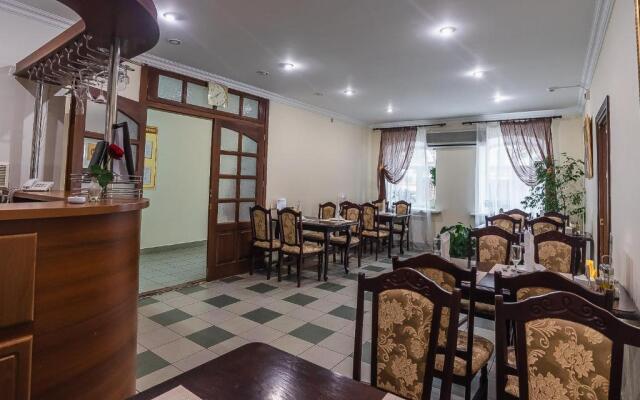 Шаляпинъ (Кисловодск)