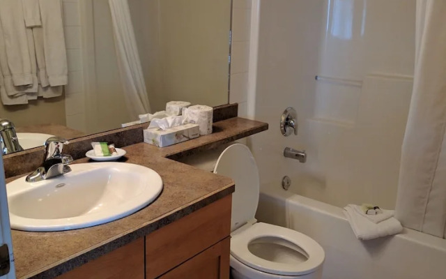 Clearwater Residence Hotel Timberlea