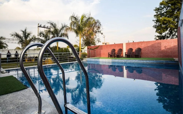 Jmd Palace By OYO Rooms