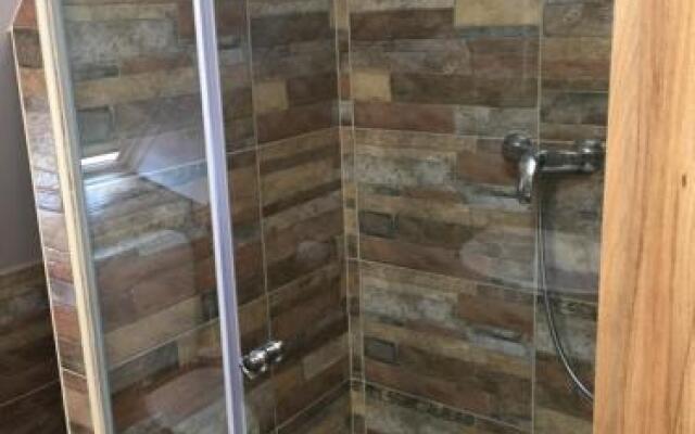 Apartmaji in sobe Tina