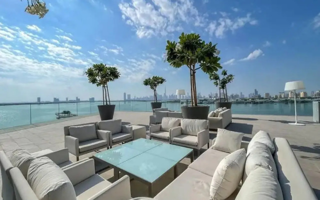 Aya - Outstanding 1BR Apartment With Amazing Creek Views