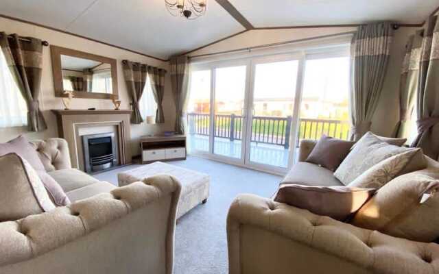 Inviting 3-bed Lodge Tattershall Lakes, Lincoln