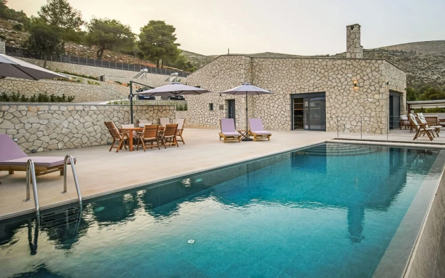 Amazing View Villa in a Peaceful Spot in Zakynthos