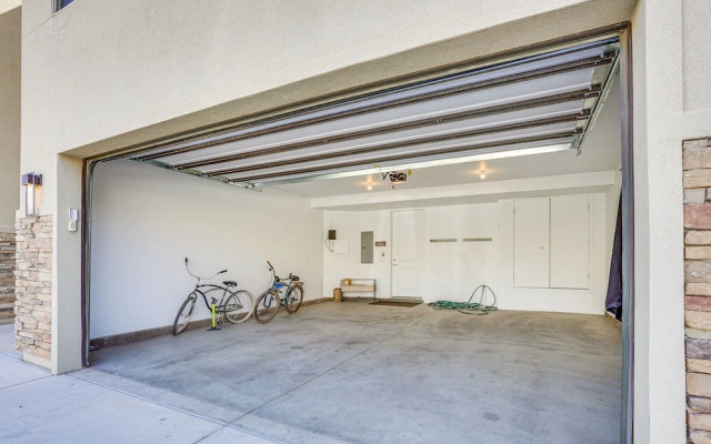 Moab Vacation Rental: Pool & Hot Tub Access!