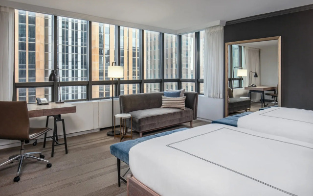 The Marquette Hotel, Curio Collection by Hilton