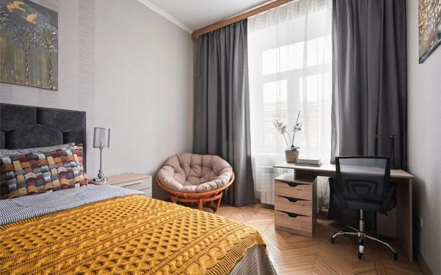 Апартаменты 1912 на ул. Стахановцев, 16