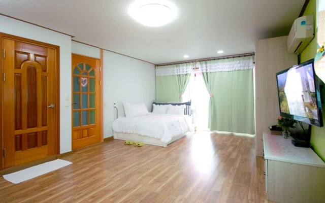 Namhae Blue Bird Pension