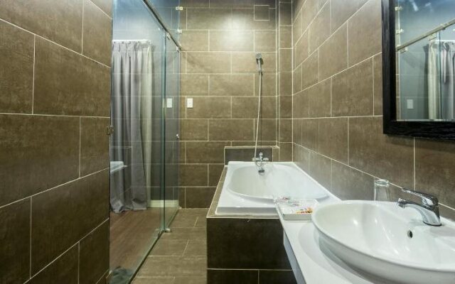 Triip Friday Hotel Phan Xich Long