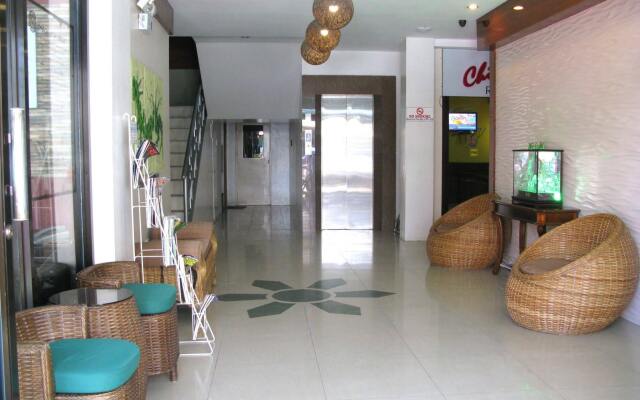 Jade Dragon's Suites