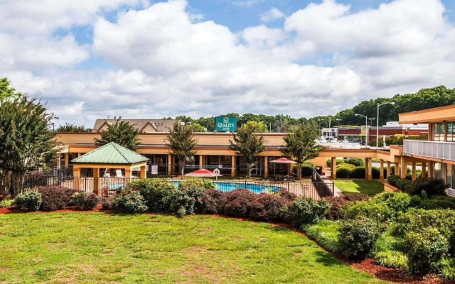 Horizon Inn & Suites