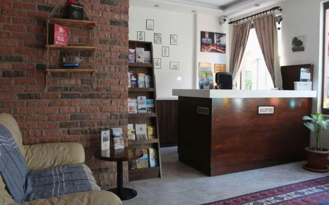 Stanpoli Hotel