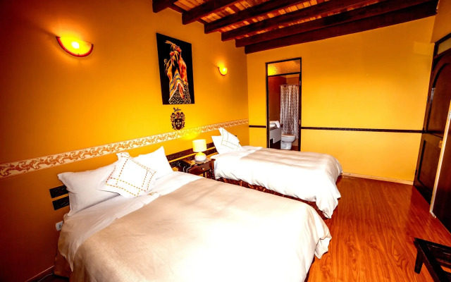 Yabar Hotel Plaza