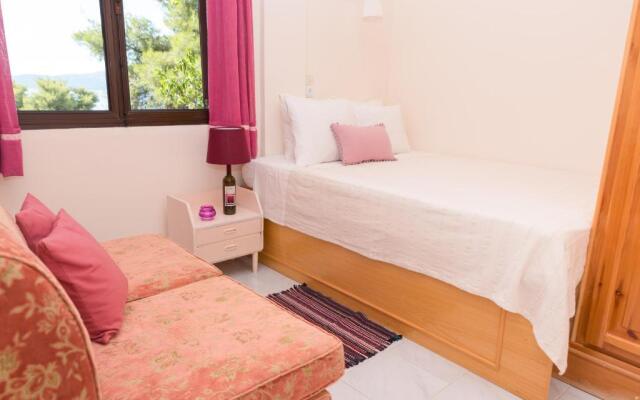 ILIOCHARI sea view apartments Oropos - Kalamos