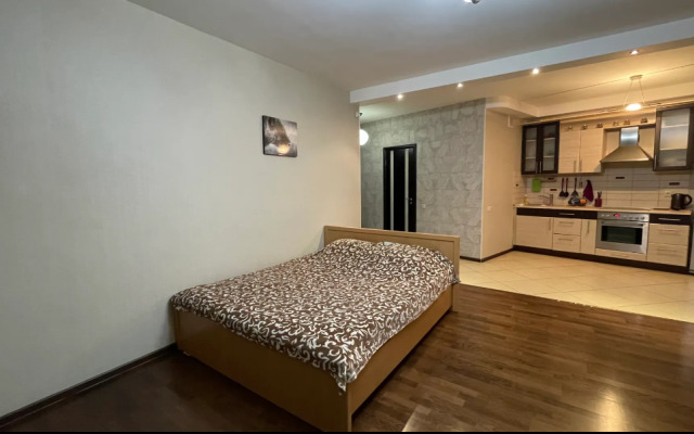 Апартаменты на проспекте Октября 128/3