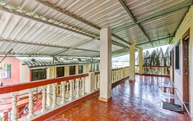 OYO 81439 Vishranti Kashid Beach Resort