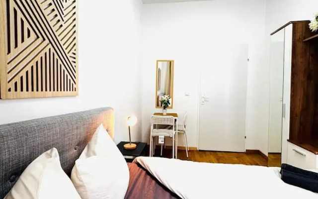 Affordable 4BR Near Stadthalle