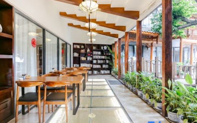 Anjing Old Tree Courtyard (Emeishan Scenic Area)