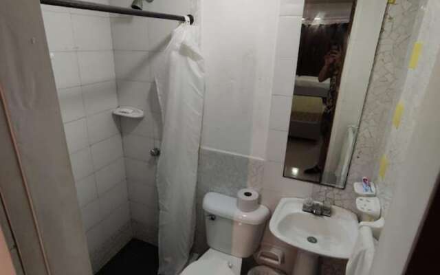 MR1-1G APARTAMENTO BASICO CERCA AL MAR CON AIRE ACONDICIONADO Y WIFi PARA 4 PERSONAS