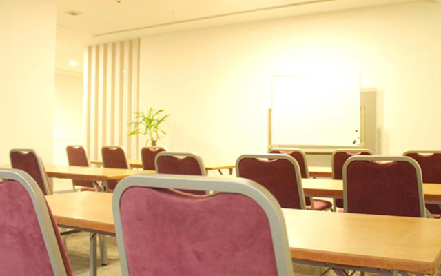 HOTEL LiVEMAX Yokohama Kannai