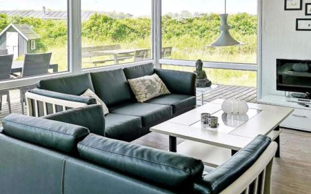 Three-Bedroom Holiday home in Ringkøbing 9