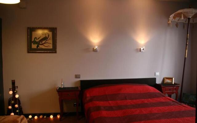 2 room apartment with bath
