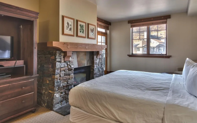 Miners Club 2 Bedroom A