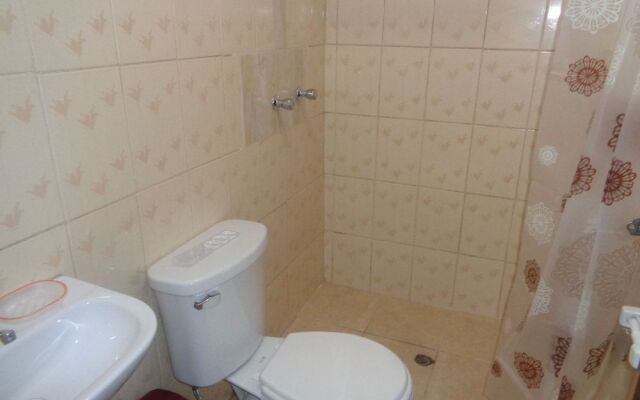 Hostal y Apartamentos Guest Home