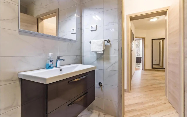 Three-Bedroom Apartment in Medulin
